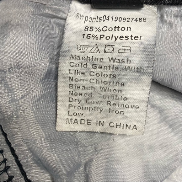 SHEIN - Black Jean Pants - Ripped - Women’s Size Small - Picture 8 of 8